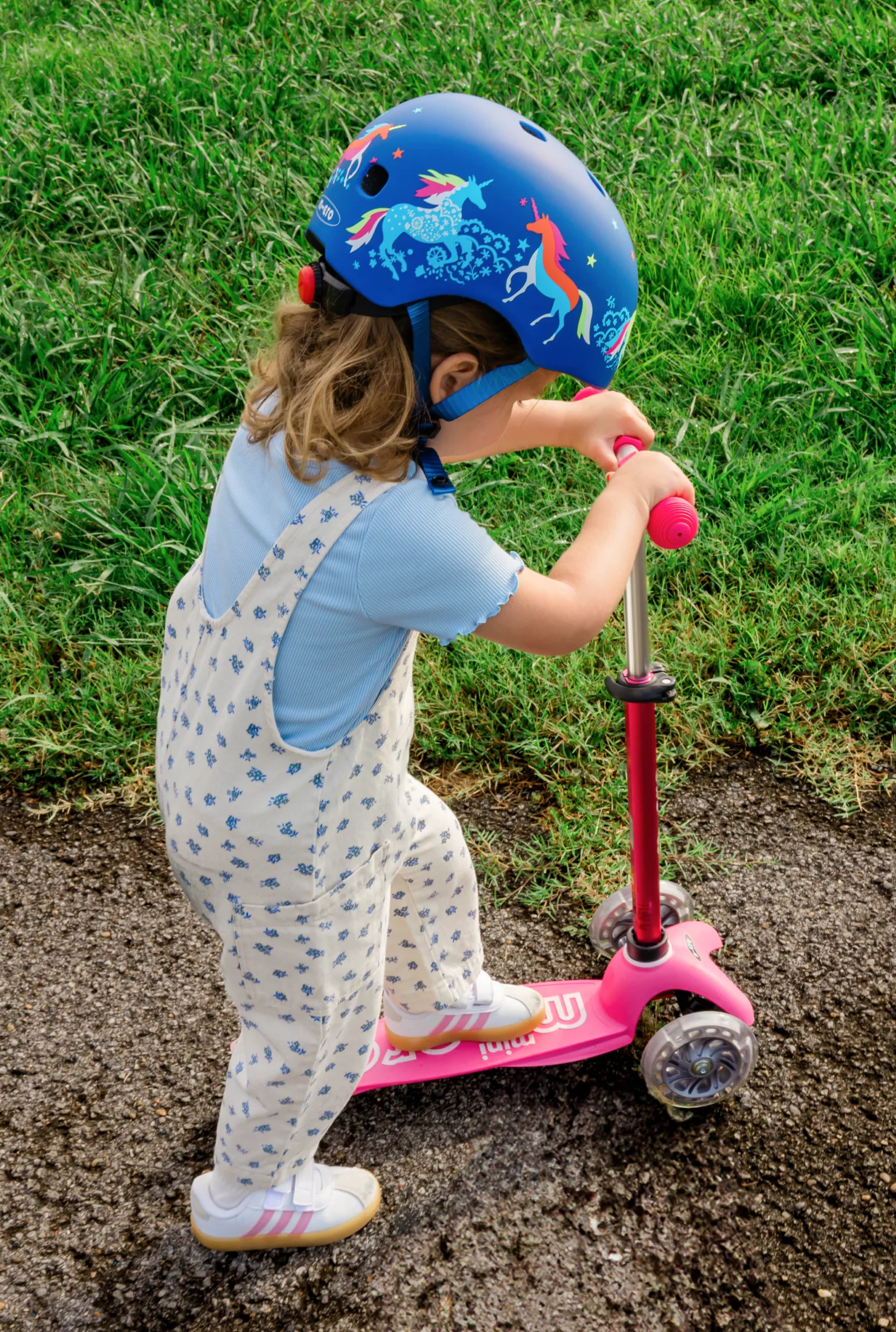 Micro Pattern Helmets - Image 4